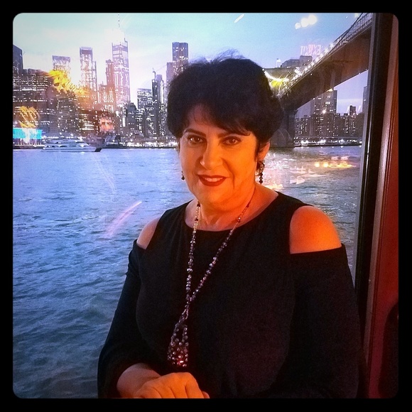 Meet your Posher, Viktoriya - Picture 1 of 1